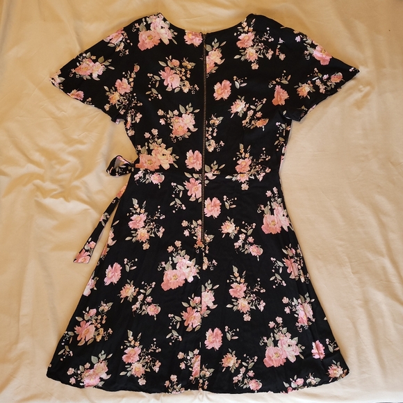 Xhileration Black Pink Floral Wrap Front Casual Summer Midi Sun Dress Medium - Picture 7 of 8